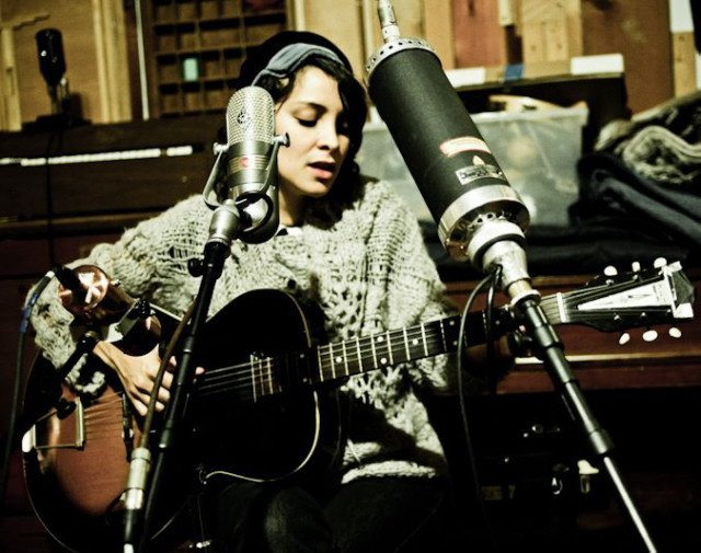 Gaby Moreno estrena primer single y video «Ave que Emigra»