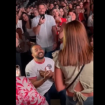 Mira la propuesta de matrimonio que hubo en un concierto de Ricardo Arjona